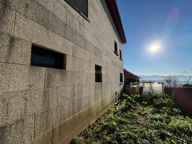 Casa en venta en Mos, Vigo