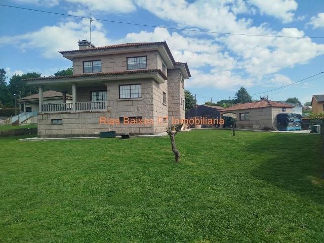 Casa en venta en Mos, Vigo
