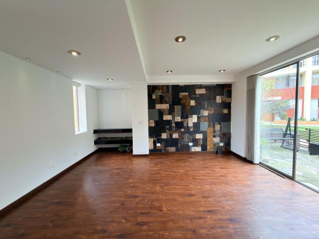 Casa En Venta En Mosquera En Camelias Del Diamante V225664