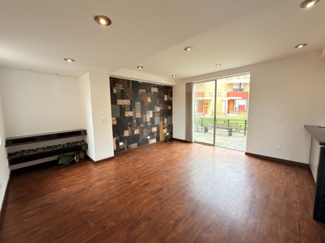 Casa En Venta En Mosquera En Camelias Del Diamante V225664