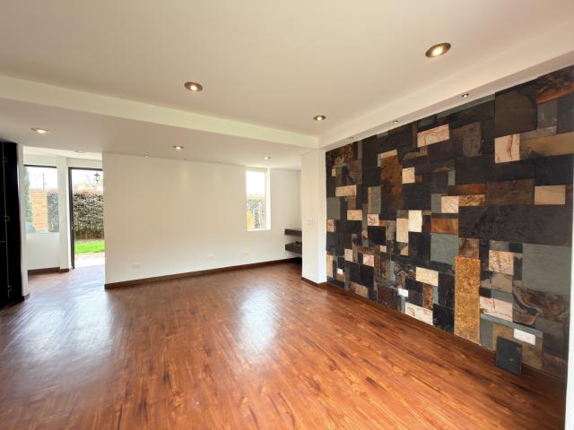 Casa En Venta En Mosquera En Camelias Del Diamante V225664