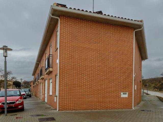 Casa en venta en Mucientes, Valladolid