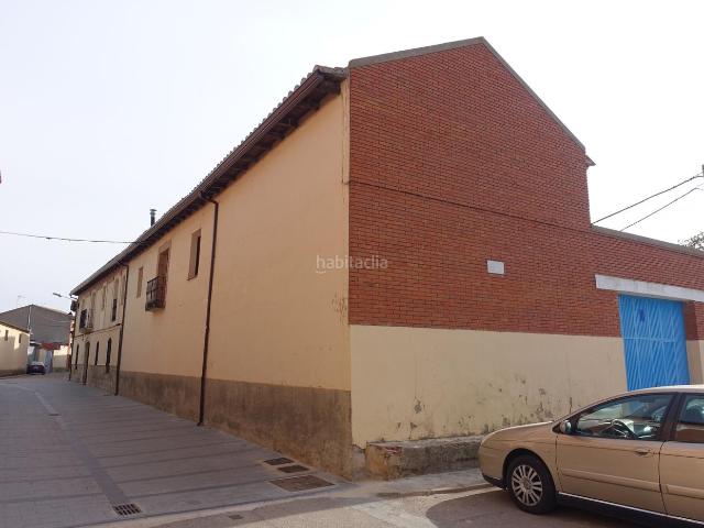 Casa en venta en Mucientes