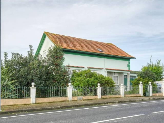 Casa en venta en Ferrol, Galicia