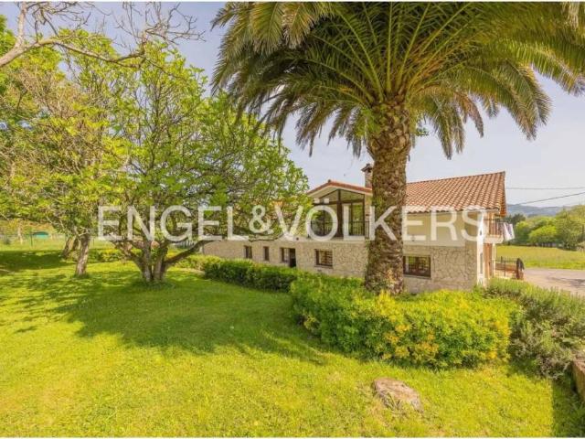 Casa en venta en Mungia, Guipúzcoa