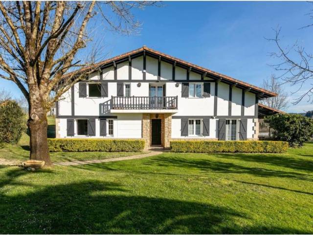 Casa en venta en Mungia, Guipúzcoa