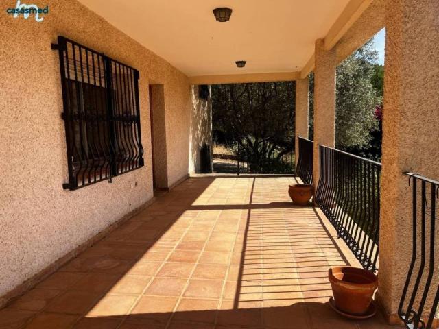 Casa en venta en el Camp de Túria, Valencia