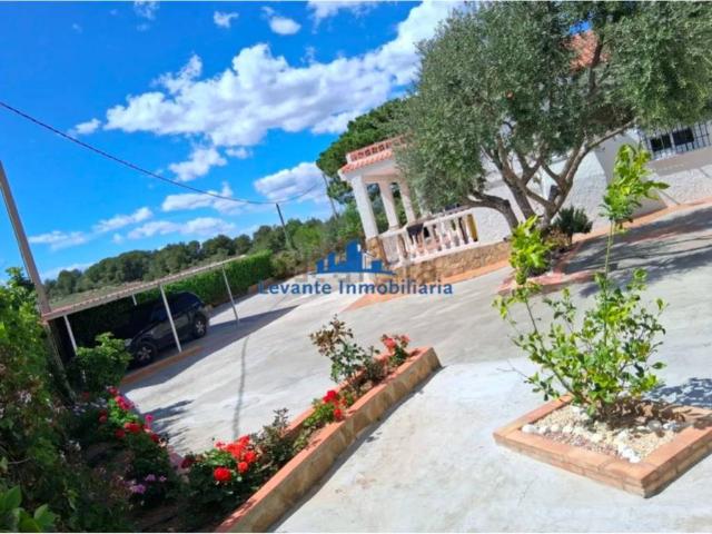 Casa en venta en el Camp de Túria, Valencia