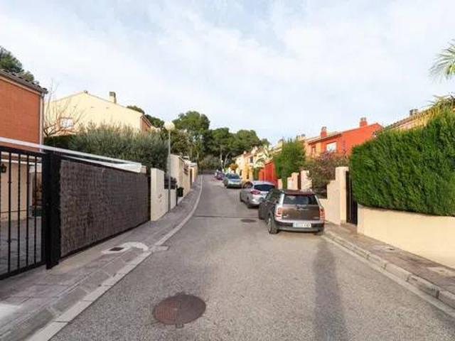 Casa en venta en Urbanització El Peucal, el Camp de Túria