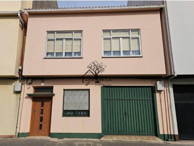 Casa en venta en Ferrol, Galicia