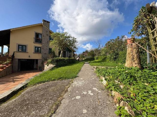 Casa en venta en Ferrol, Galicia