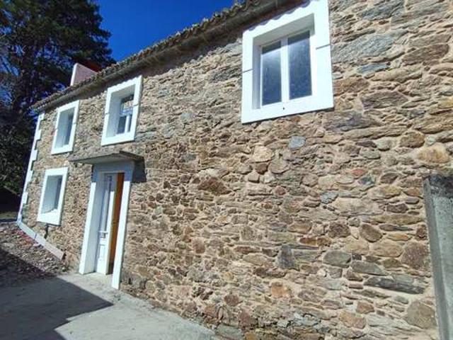 Casa en venta en Pedroso, Ferrol