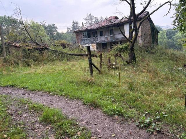 Casa en venta en Nava, Asturias