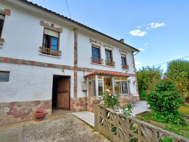 Casa en venta en Nava, Asturias