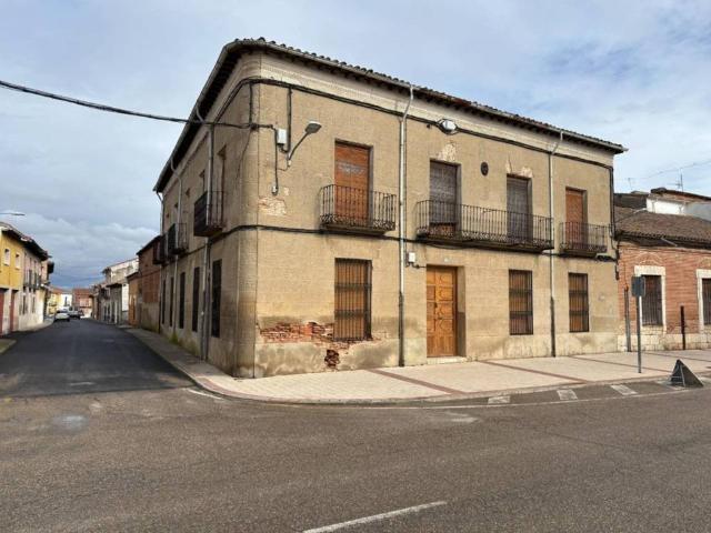 Casa en venta en Nava Del Rey, Valladolid