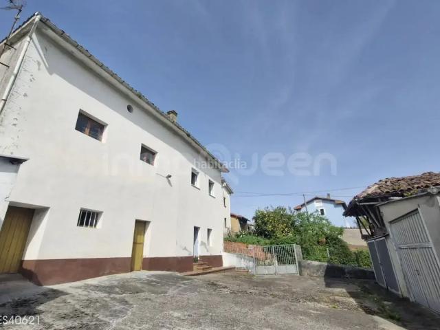 Casa en venta en Nava, Asturias