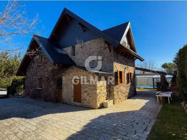 Casa en venta en Navacerrada, Madrid