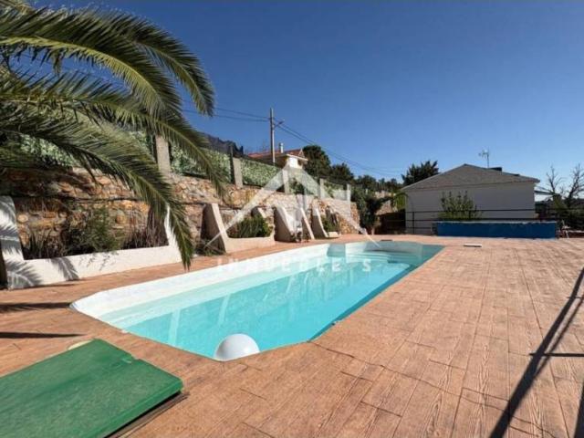 Casa en venta en Navahermosa