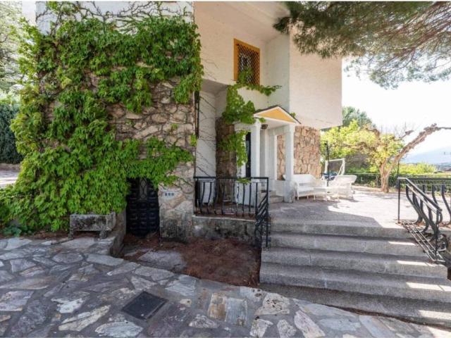 Casa en venta en Navalafuente, Madrid