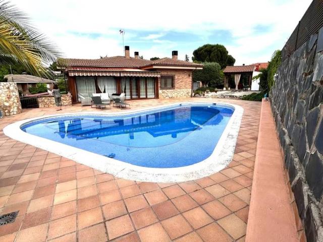 Casa en venta en Navalcarnero