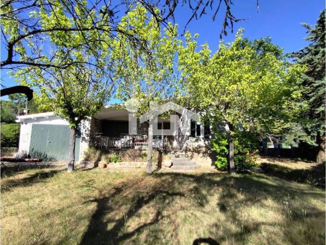 Casa en venta en Navalperal De Pinares, Castilla y León