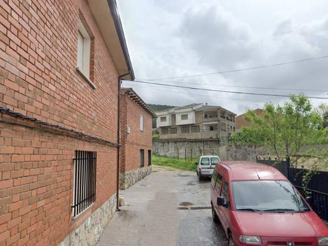 Casa en venta en Navamorcuende