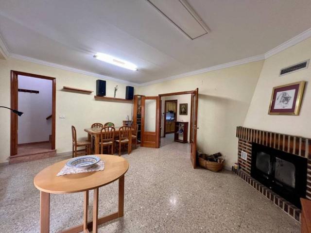 Casa en venta en La Canal de Navarrés, Valencia