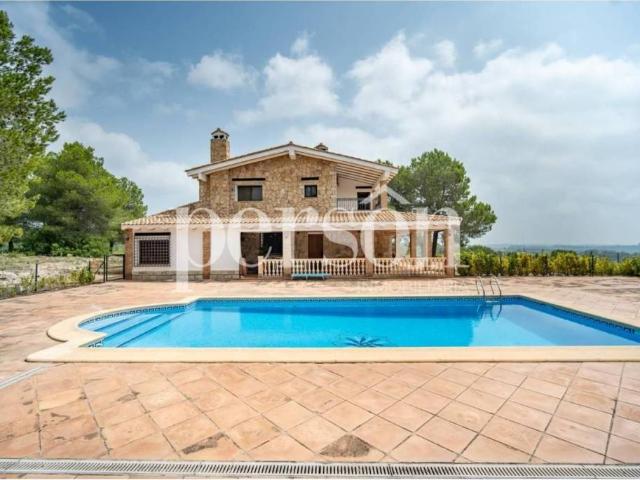Casa en venta en La Canal de Navarrés, Valencia