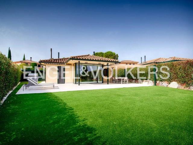 Casa en venta en Alt Empordà, Catalunya