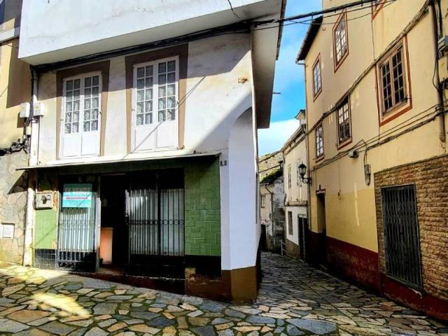 Casa en venta en Navia