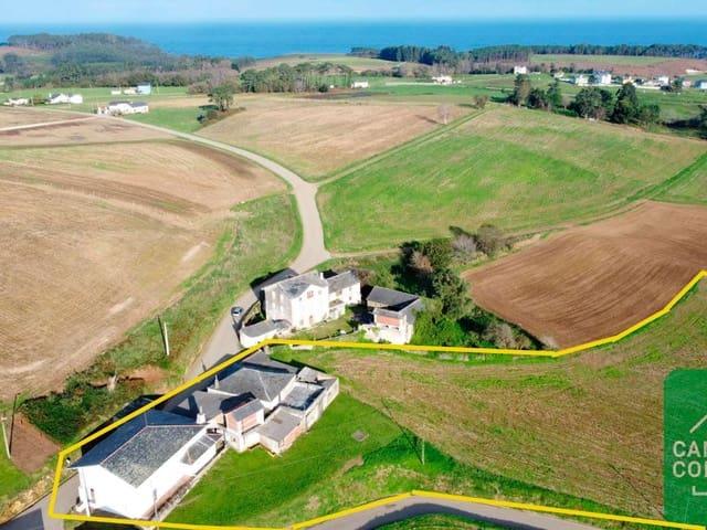 Casa en venta en Navia, Asturias