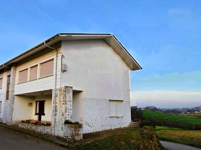 Casa en venta en Navia, Asturias
