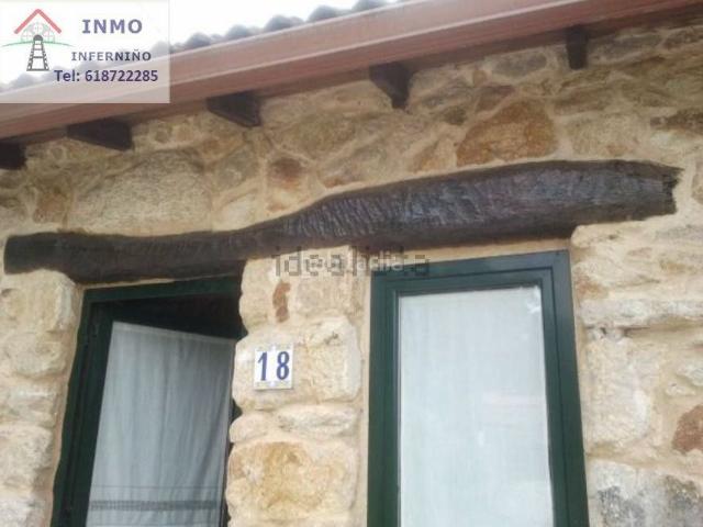 Casa en venta en Neda, Ferrol