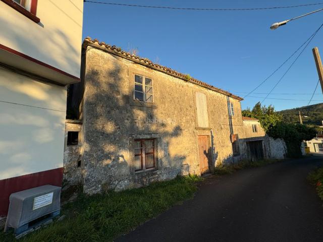 Casa en venta en Neda, Ferrol