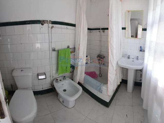 Casa en venta en Neda, Ferrol