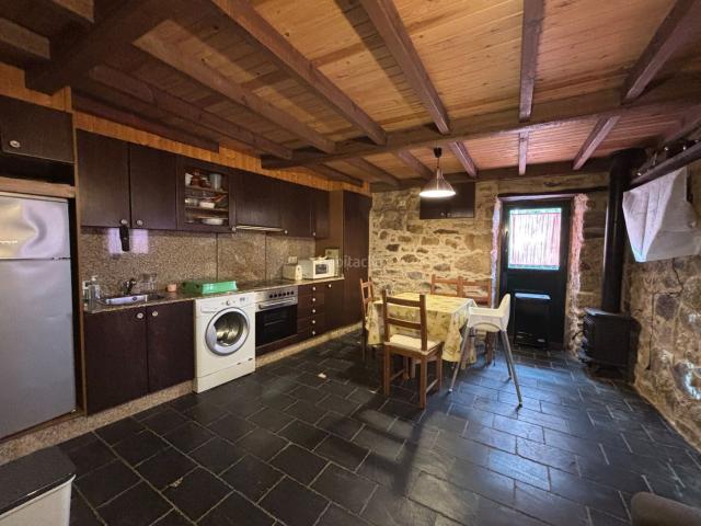 Casa en venta en Neda