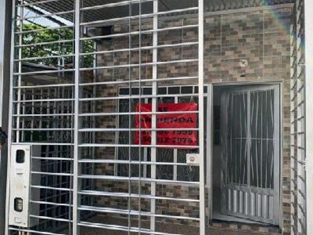 Casa en venta en Neiva, Huíla