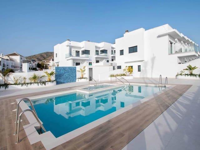 Casa en venta en Imaroga, Nerja