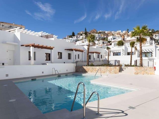 Casa en venta en Imaroga, Nerja