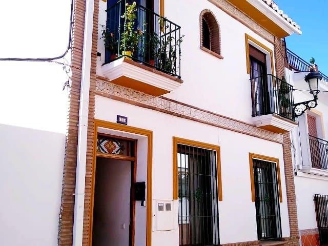 Casa en venta en Imaroga, Nerja