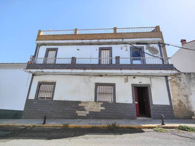 Casa en venta en Nerva