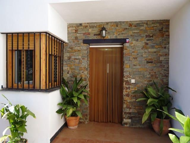 Casa en venta en Nevada, Laroles