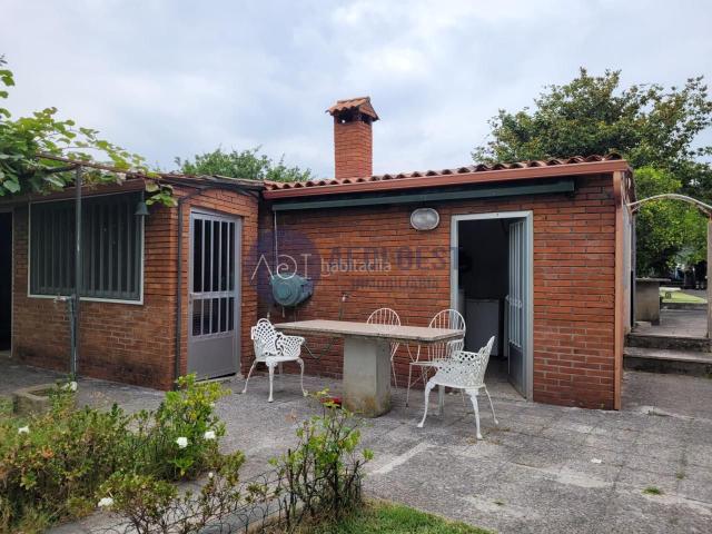Casa en venta en A Angustia, Vigo