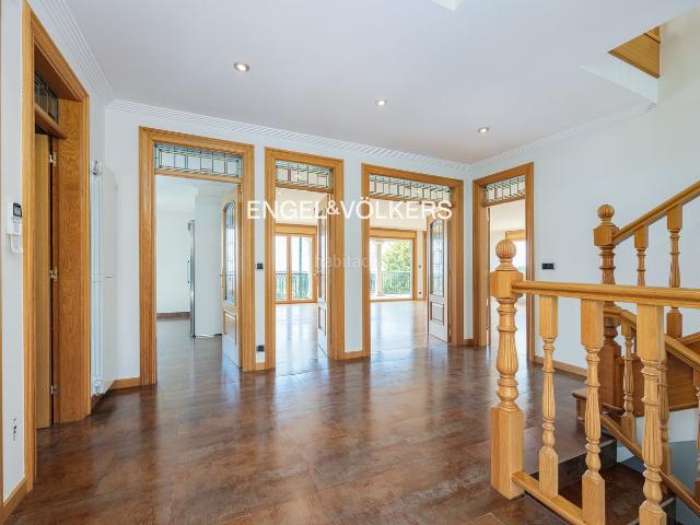 Casa en venta en A Angustia, Vigo