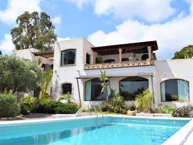 Casa en venta en Las Negras, Níjar