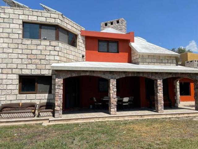 Casa en venta en Nogalar del Campestre