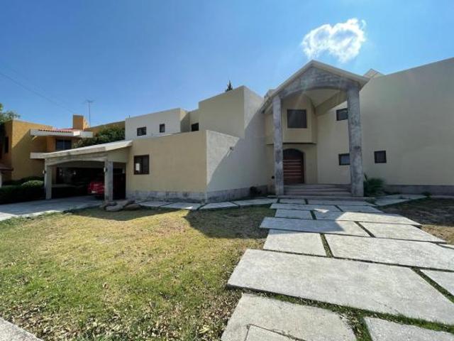 Casa en venta en Nogalar del Campestre