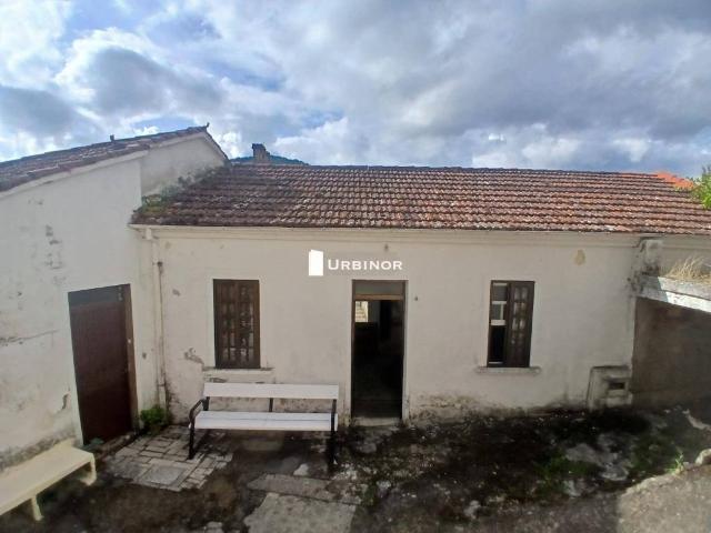 Casa en venta en Nogueira De Ramuín