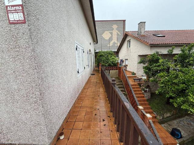 Casa en venta en Noia, Galicia