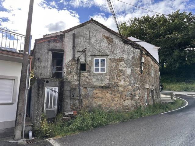 Casa en venta en Noia, Galicia